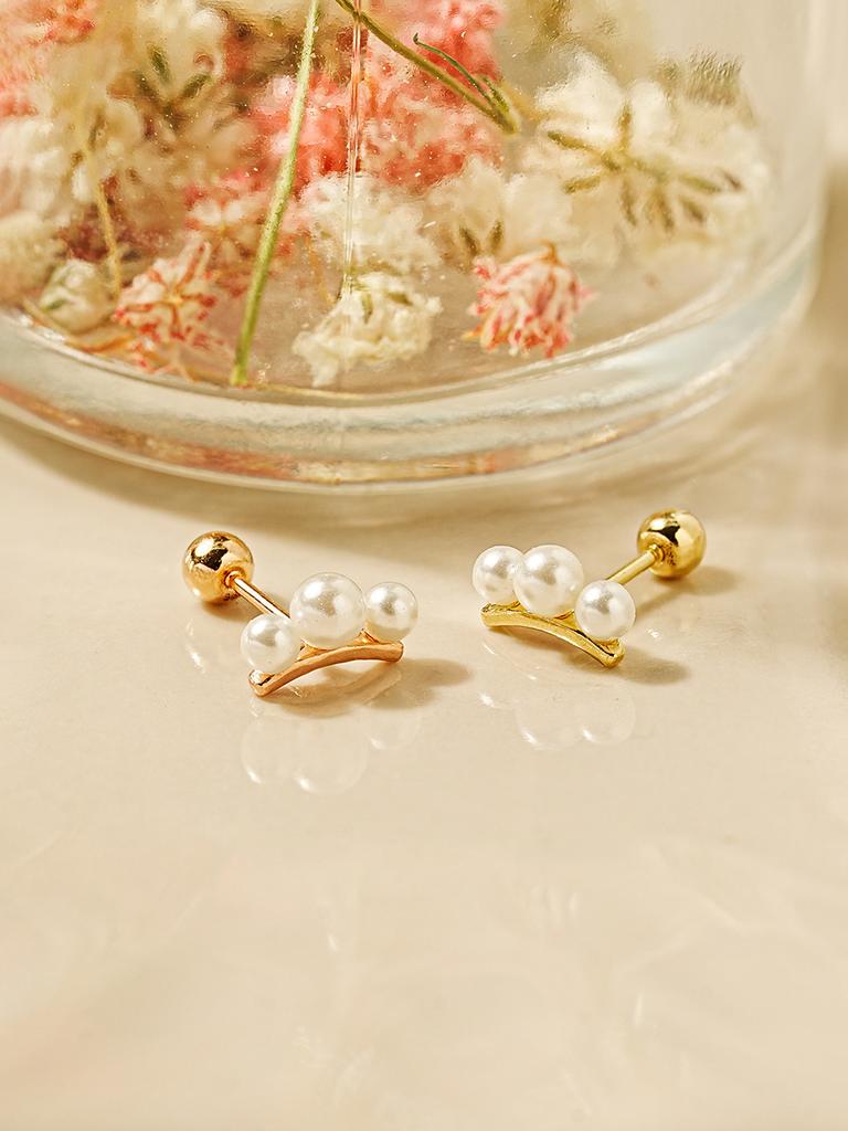 Minimalpiercing 14K Bloom Pearl Piercing Earrings