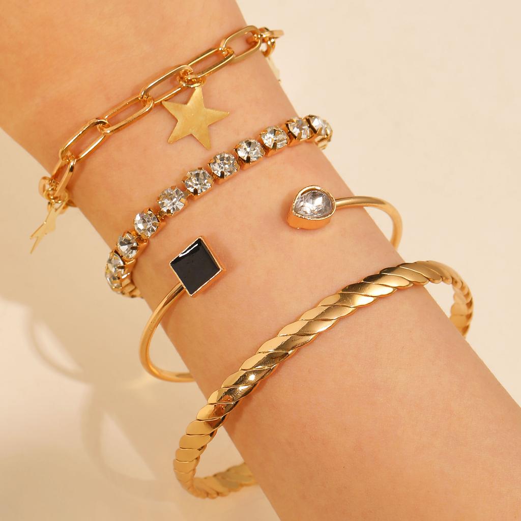 Vintage Mehrschichtiges Kettenarmband Set für Damen – Trendiger Europäischer Stil, Retro Minimalistischer Handschmuck, Grenzüberschreitende Heißverkauf Accessoires