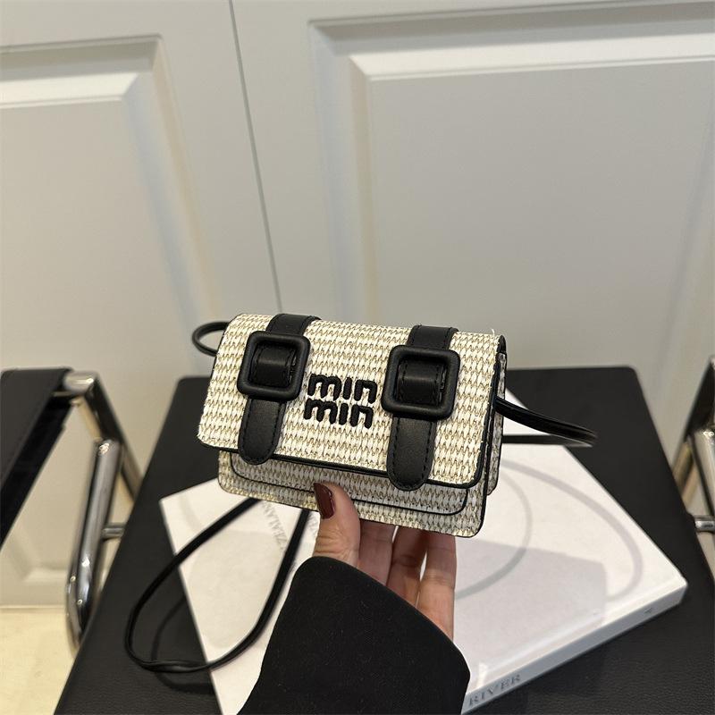 

New Fashion Letter Trend Exquisite Small Square Bag Exquisite Mini Design Single Shoulder Crossbody Bag Women чорний