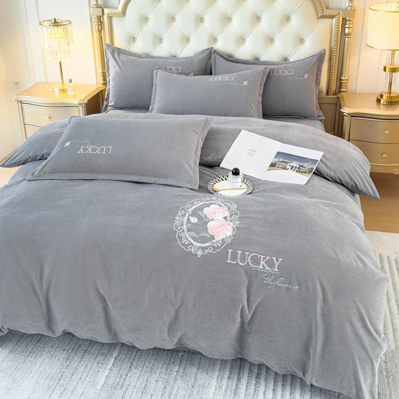 

Идиллический полированный комплект постельного белья, простыня, наволочка, пододеяльник, комплект из четырех предметов, стираный. 2.0m bed