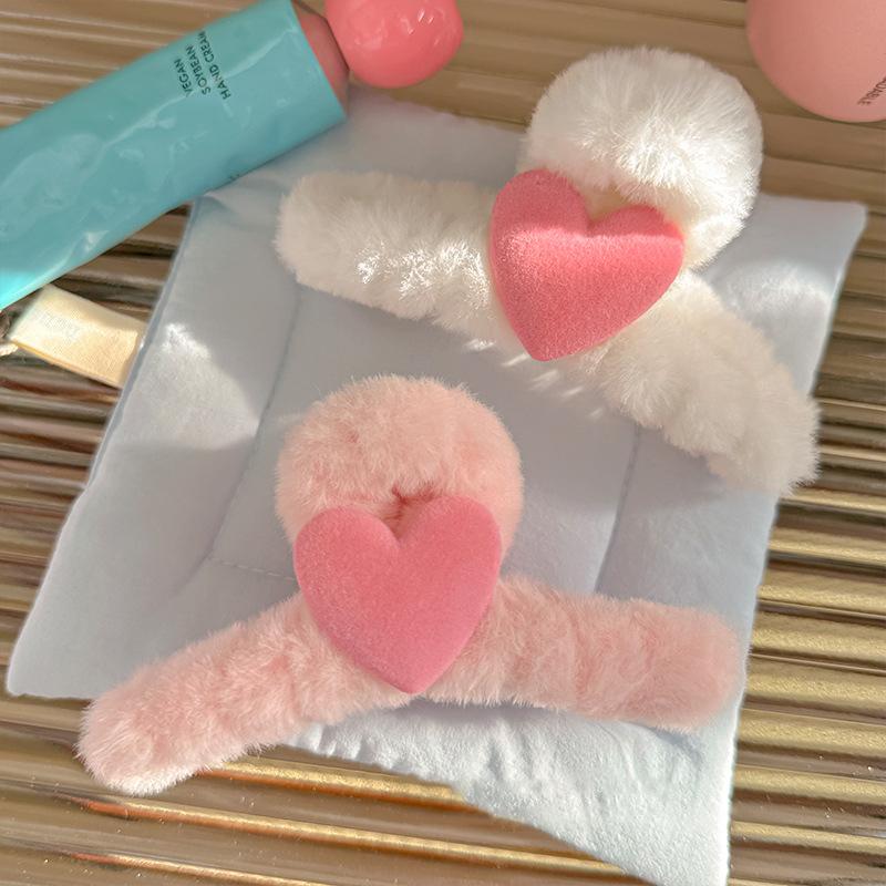 Korean Cartoon Doll Hair Clip Cute Heart Plush Hair Clamp Soft Sweet Temperament Head Back Hairpin Girls Hair Accessories