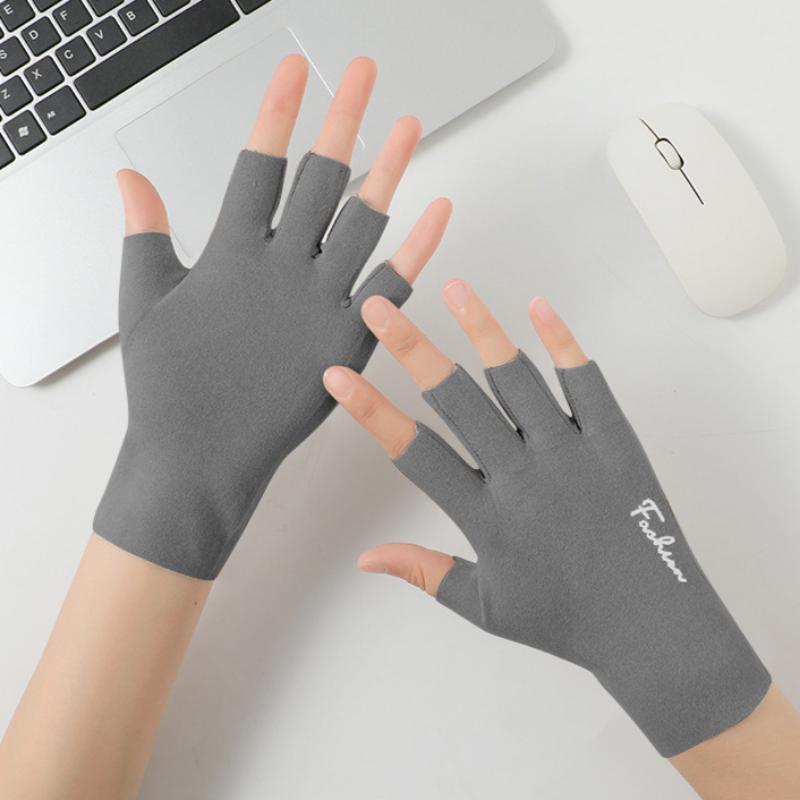 

Осінні та Зимові Рукавички для Жінок Парні Безпалі Для Вулиці Велосипедні Студентські Для Друкування Німецький Оксамит Теплі Рукавички з Відкритими Пальцями сірий