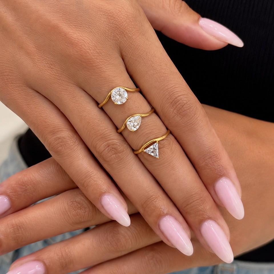 18K Gold Plated S-Shaped Stainless Steel Zirconia Water Drop Ring