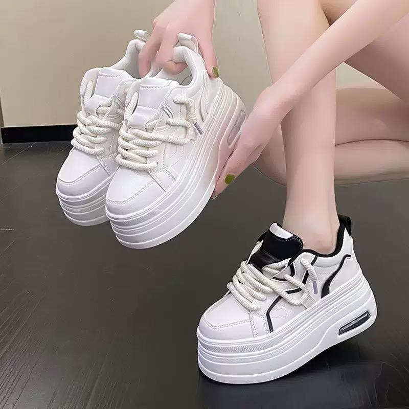 Fashion  Platform Sneakers Women Spring Autumn Round Toe Lace-up Comfort 10CM Thick Bottom Sport Shoe Black White Casual Shoe