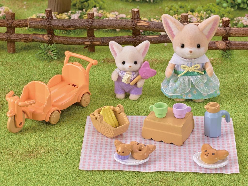 Sylvanian Families Doll and Furniture Set Picnic Fennec ST Mark Ages 3 and Toy Sylvanian Epoch "Friendly - Fox" DF-24 Certified, Up, Dollhouse,