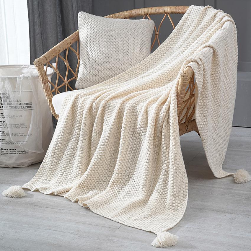 Knitted Blankets for Bed Sofa Bohemian Blanket with Tassel Thick Warm Crocheted Bedding Throw Cover for Travel Picnic Office Nap