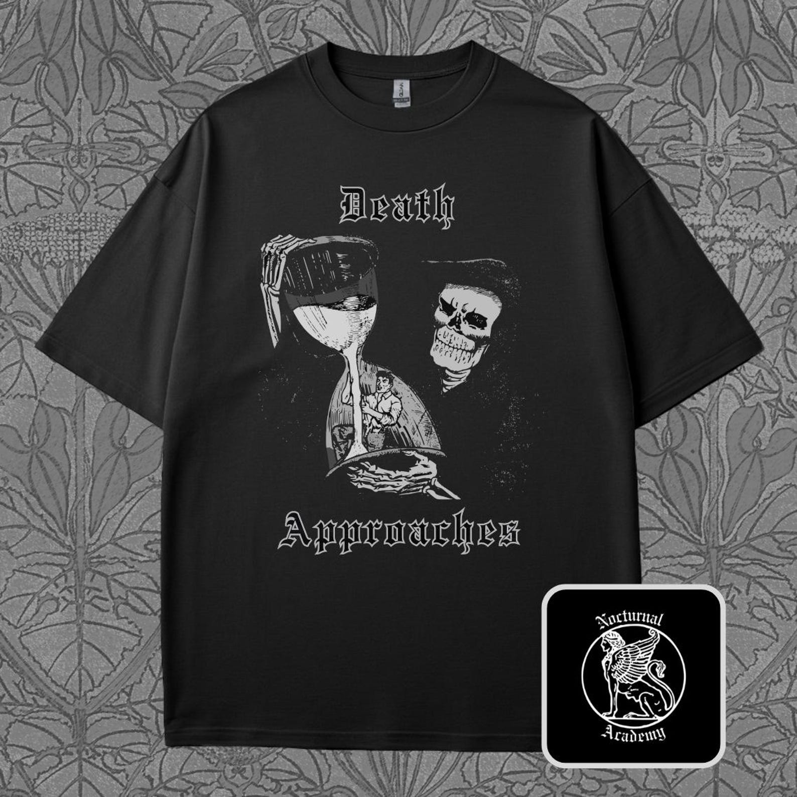 Death Approaches T-Shirt, Macabre Skeleton Hourglass Design 2XL