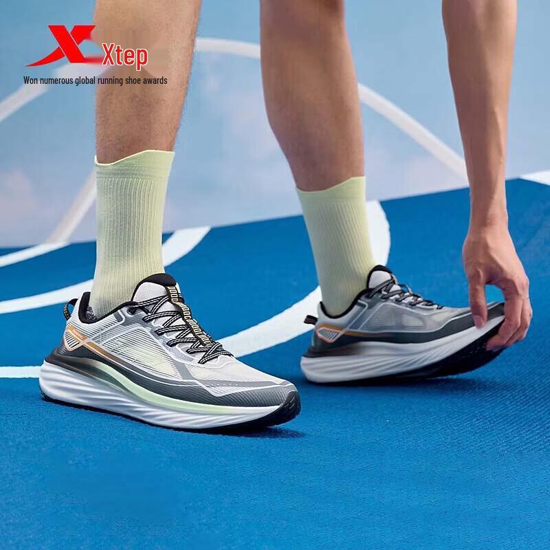 XTEP Men s 975219110019 Rebound Shock-Absorbing Running Shoes 39