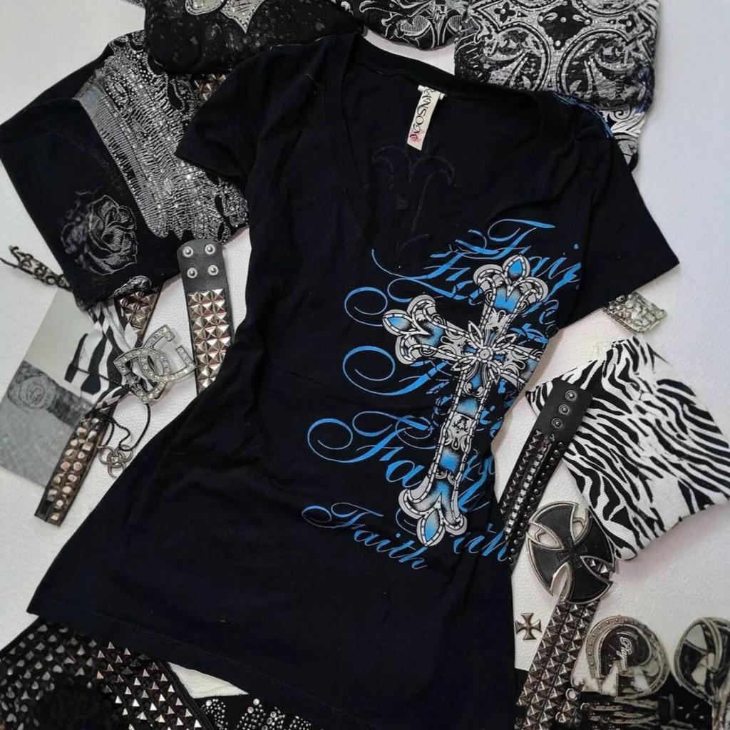TrendHub Rock Gothic Streetwear Letter Cross Graphic T shirts Gyaru 2000s Clothes Harajuku Top Women V-neck Tees Sweet Y2k Vintage tshirt