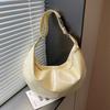 Large-capacity Dumpling-shaped Fashionable Shoulder Bag for Casual Commuting and Underarm Carrying