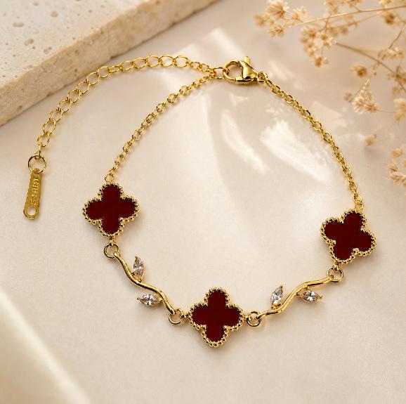 European and American Light Luxury Four-leaf Clover Zircon Bracelet Female Titanium Steel Does Not Fade Niche High-end Accessories