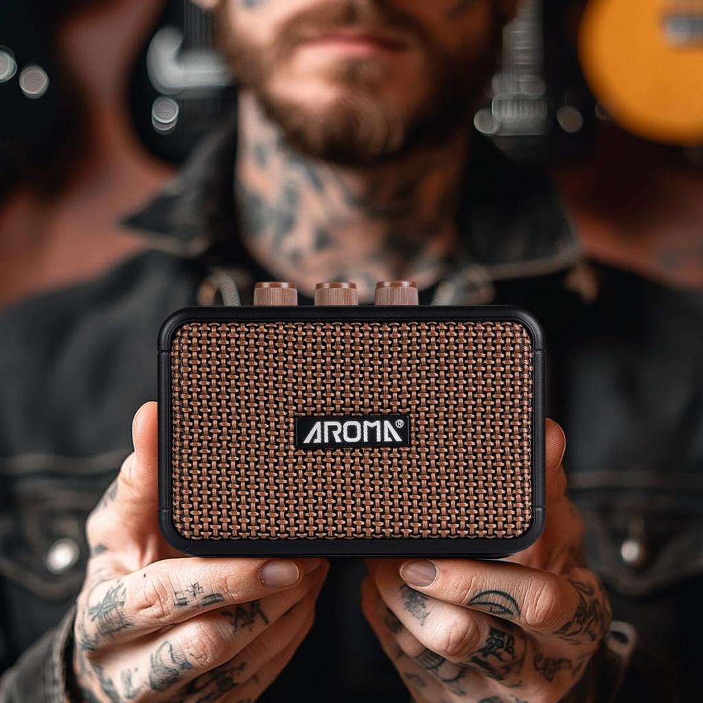 AG-04 Mini Guitar Amp 5W Portable Dual Speakers /Rechargeable Battery Powered Practice Guitar Combo Amplifier