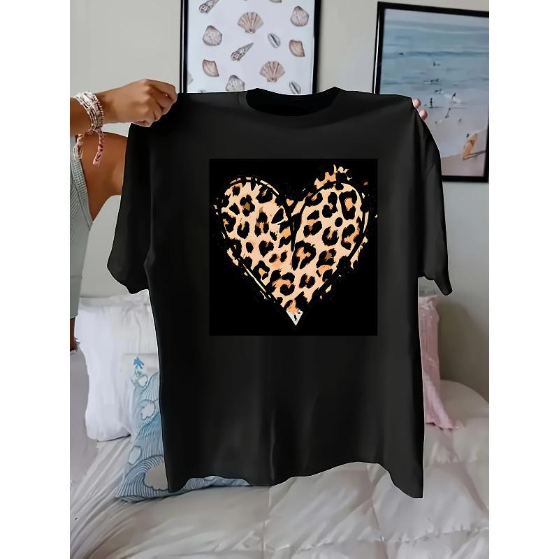 

Womens Plus Size Leopard Print Heart Graphic Tee Stylish Round Neck Comfortable All Season Machine Washable Top 4XL чорний