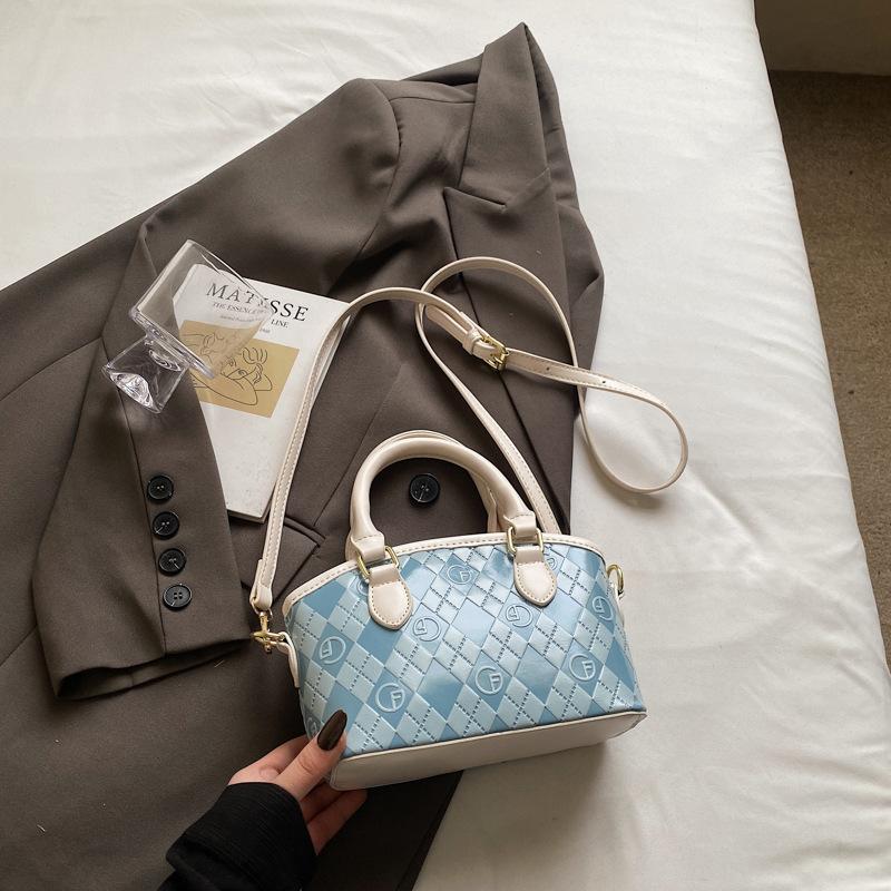 

Сумка кроссбоди модный нишевый дизайн сочетание цветов бриллиант овощная корзина простой и милый большая вместимость универсальная сумка для通勤