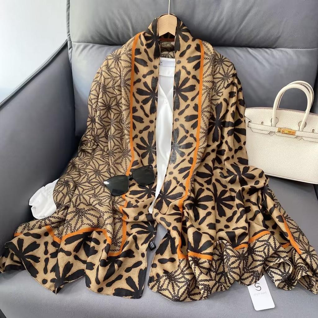 Luxury New Women Cotton Scarf Large Shawls Pashmina Hijab Foulard Echarpe Brand Designer Print Lady Beach Stole Head Scarves