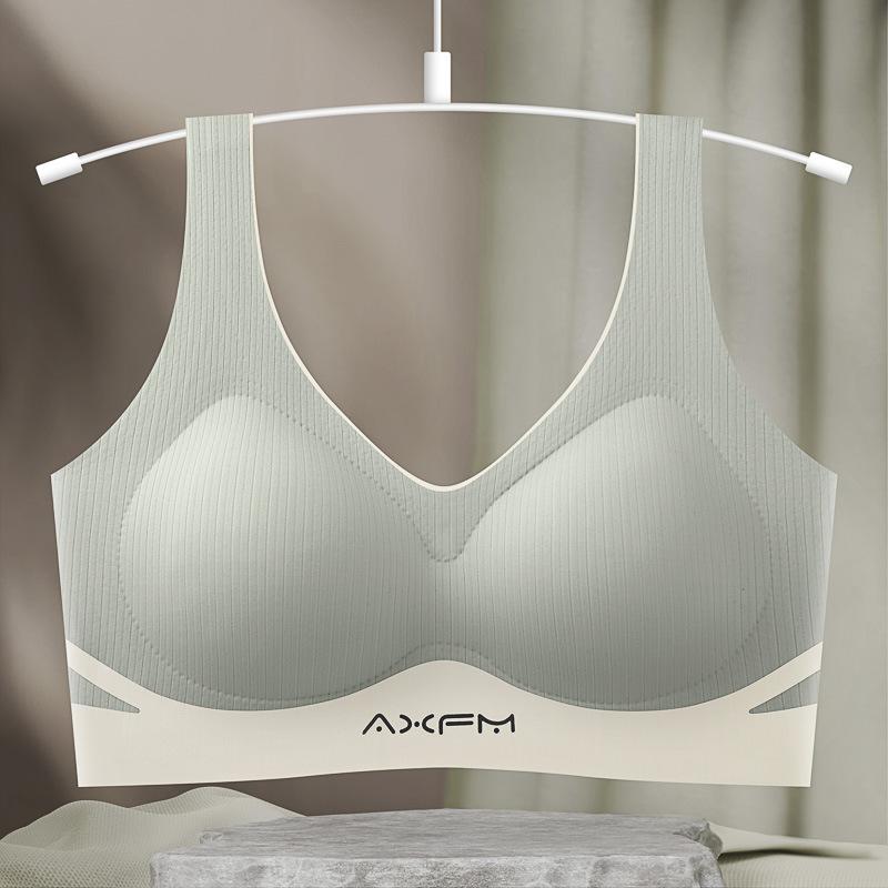 Light Blue Ribbed Seamless Wireless Sports Bra with Contrast Trim and Wide Straps M зелёный