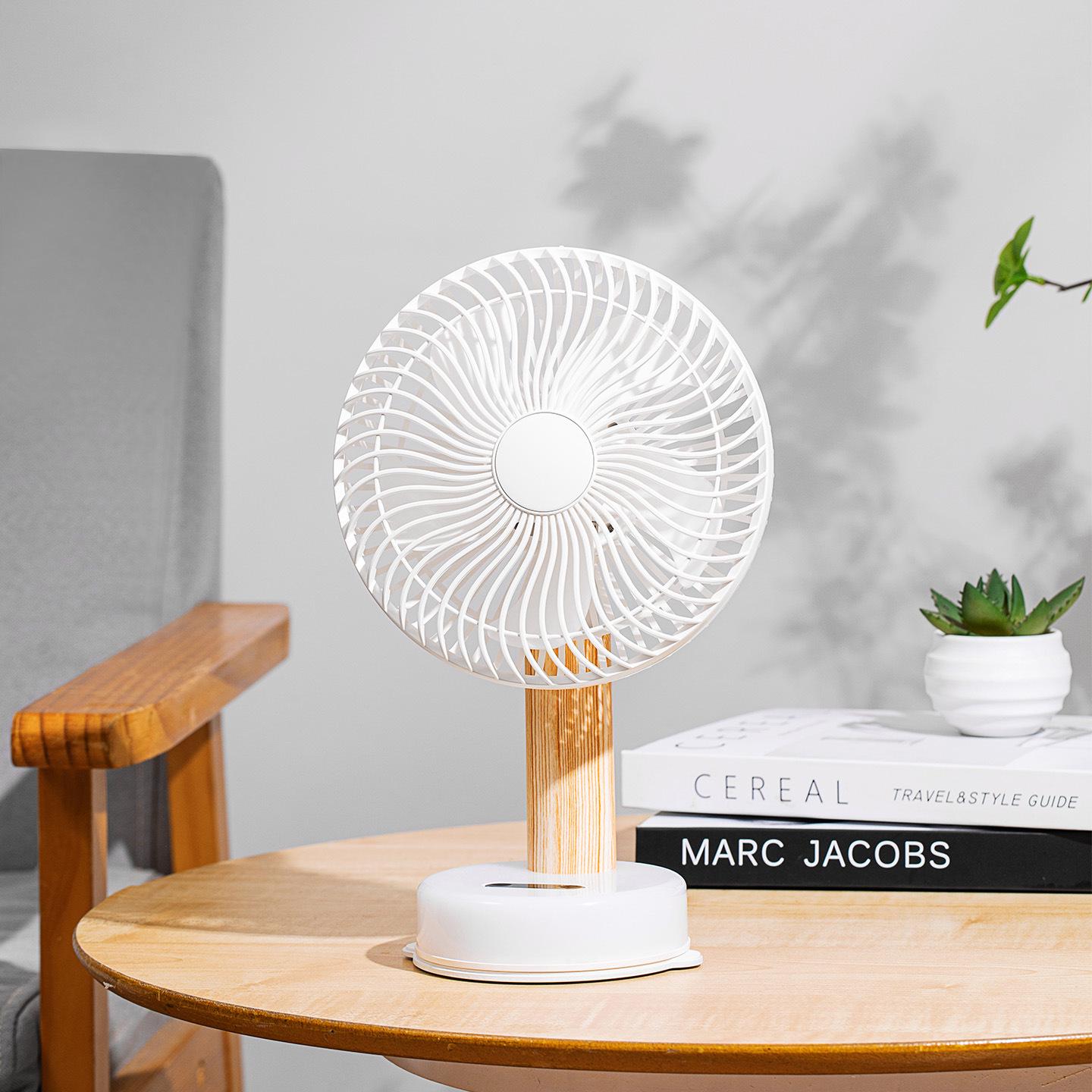 

CYKE USB Charging Desktop Fan with Night Light & Oscillating Clip for Bedroom 4000mAh Certified белый