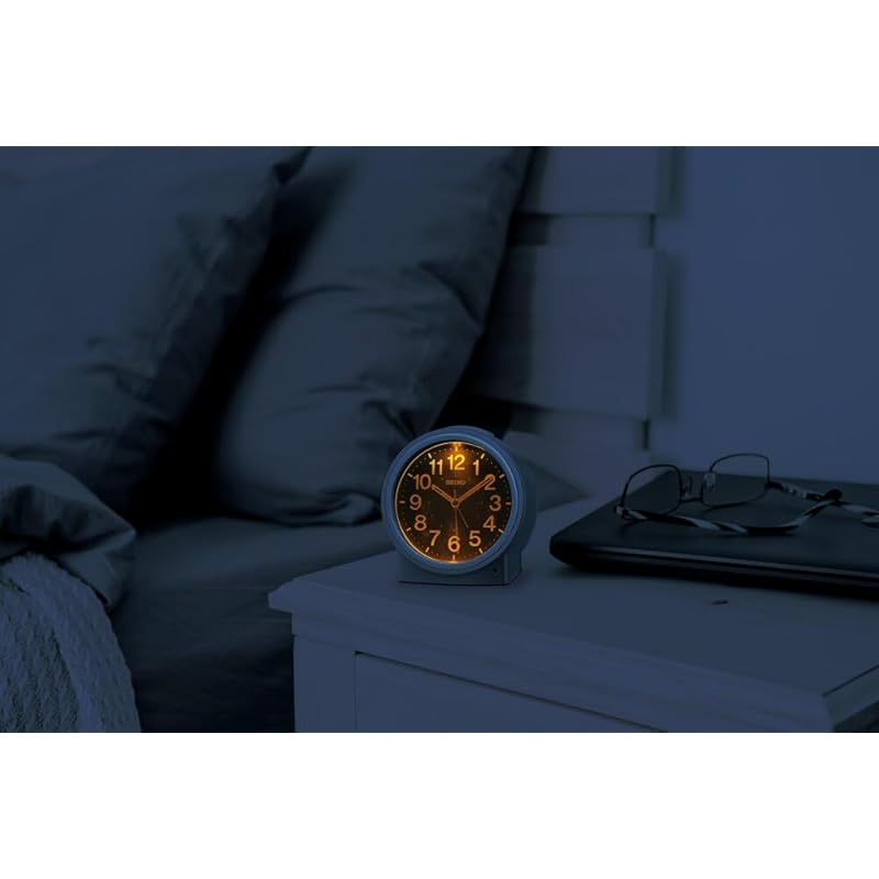 Seiko Clock KR518G Alarm Clock, Automatic Light-Up, Analog, Light-Concentrating Resin Dial, Night Visibility, Pale Gold Pearl, 116 X 115 X 81mm