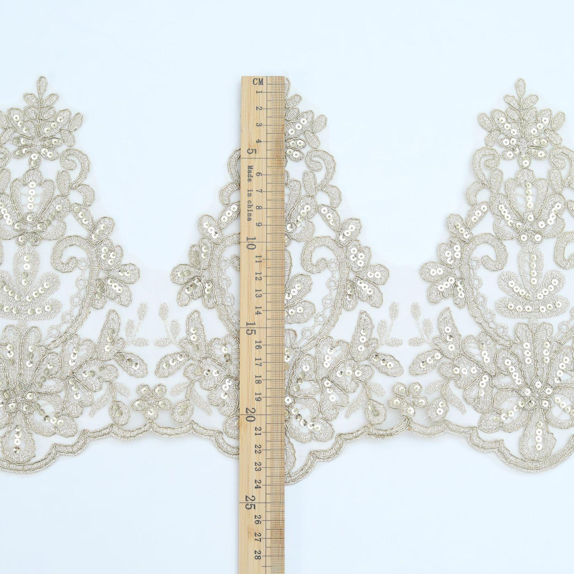 

Кружево Домашний текстиль Вышивка Кружево для дивана Скатерть с кружевом Юбка Одежда Декоративные аксессуары Кружево Косточковое кружево Ткань Ткань with gold/width 24CM