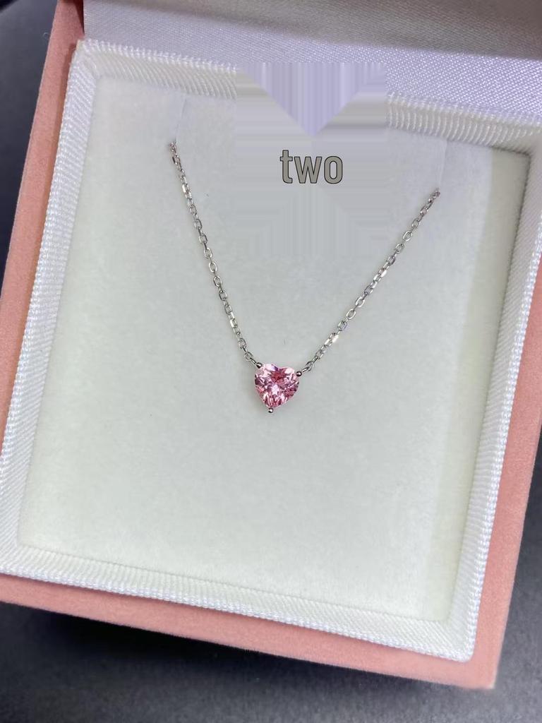 S925 Silver Moissanite Heart Necklace - Minimalist Heart-Shaped Pendant with Clavicle Chain