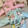 Grande Trousse de Maquillage Matelassée - Élégante, Légère, Portable, avec Compartiments et Double Ouverture pour le Voyage et les Articles de Toilette.