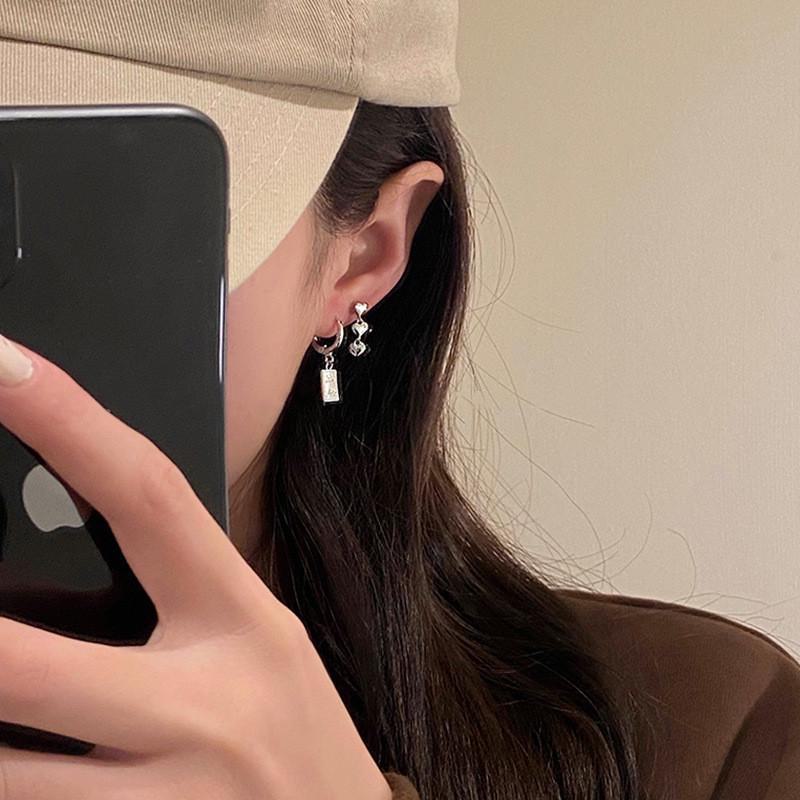 Cool Girl Trendy Love Earrings: 6-Piece Cold Style Set for Women (2025 Edition)