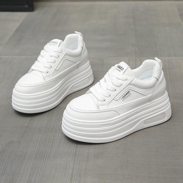 Height increase 8CM leather white shoes 2025 autumn new small versatile thick-soled muffin sole height increase casual shoes