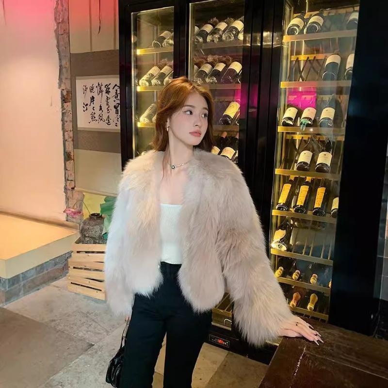 Imitation fur jacket women's autumn and winter loose thickened plush toka short fur integrated top