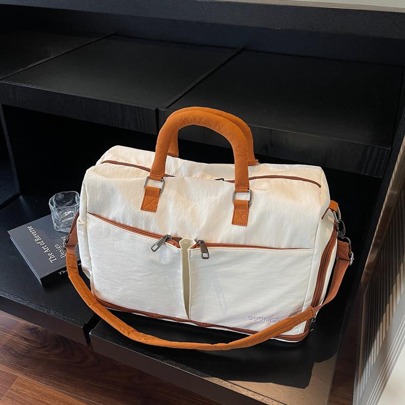 Large-capacity Travel Bag, Lightweight Handbag, Crossbody Sports and Fitness Bag, Men's Fashionable Storage Luggage Bag