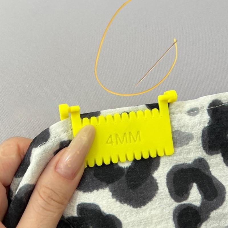 2Pcs Hinged Sewing Template Ruler Plastic Quilting Measuring Tool Edges Locking Stitching Guide for Fabric Stitching