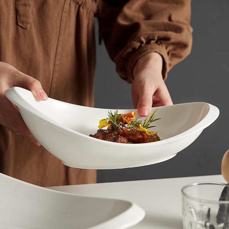 Nordic Style Ceramic Dinner Plate