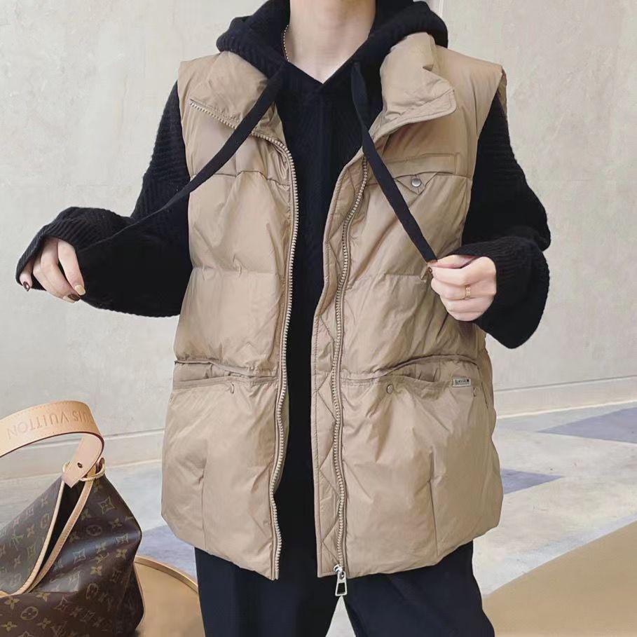 Women's Trendy Loose Fit Stand Collar Down Vest - Sleeveless White Duck Down Jacket for Spring/Autumn 2026.