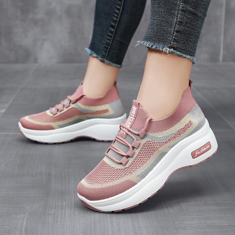 Leisure Sports Shoes  Spring and Autumn New Thick Soled Height Increasing Mesh Breathable Color Blocked Vulcanized Shoes