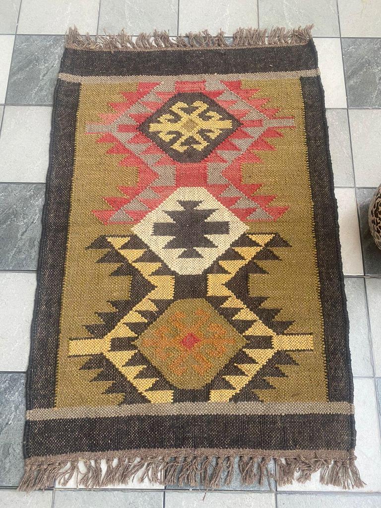 Avgari Kilm Jute Natural Handmade Rug Round Rugs for Any Space Look Rustik Decor For Any Space