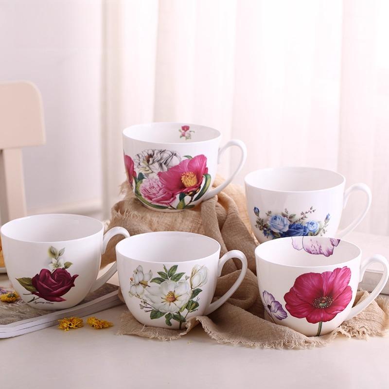 600ml Tasse aus Knochenporzellan mit großem Fassungsvermögen - Blumige Keramiktasse für Milch, Haferbrei, Frühstück, ofen-, mikrowellen- und spülmaschinengeeignet