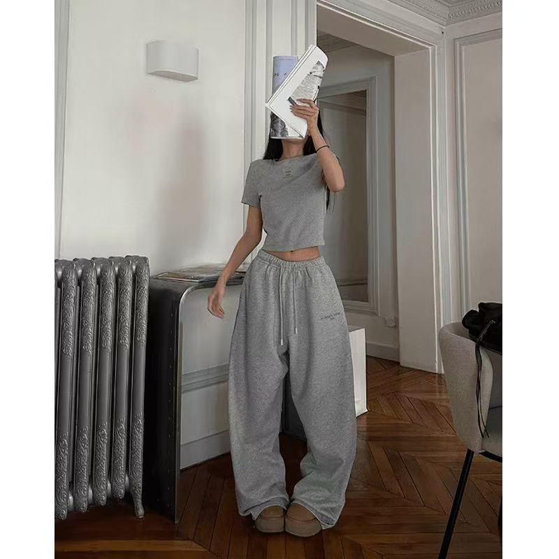 Schickes graues lässiges Sommer-Zweiteiler-Set: Kurzarm-T-Shirt & Weiter Bein Jogginghose