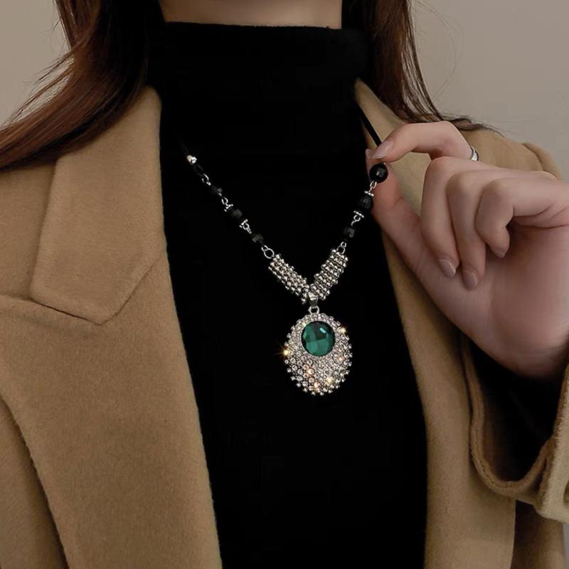 New Fashion Full Crystal Pendant Necklace Luxury Long Tassel Sweater Chain Necklace For Women Jewelry Female Collar Necklace