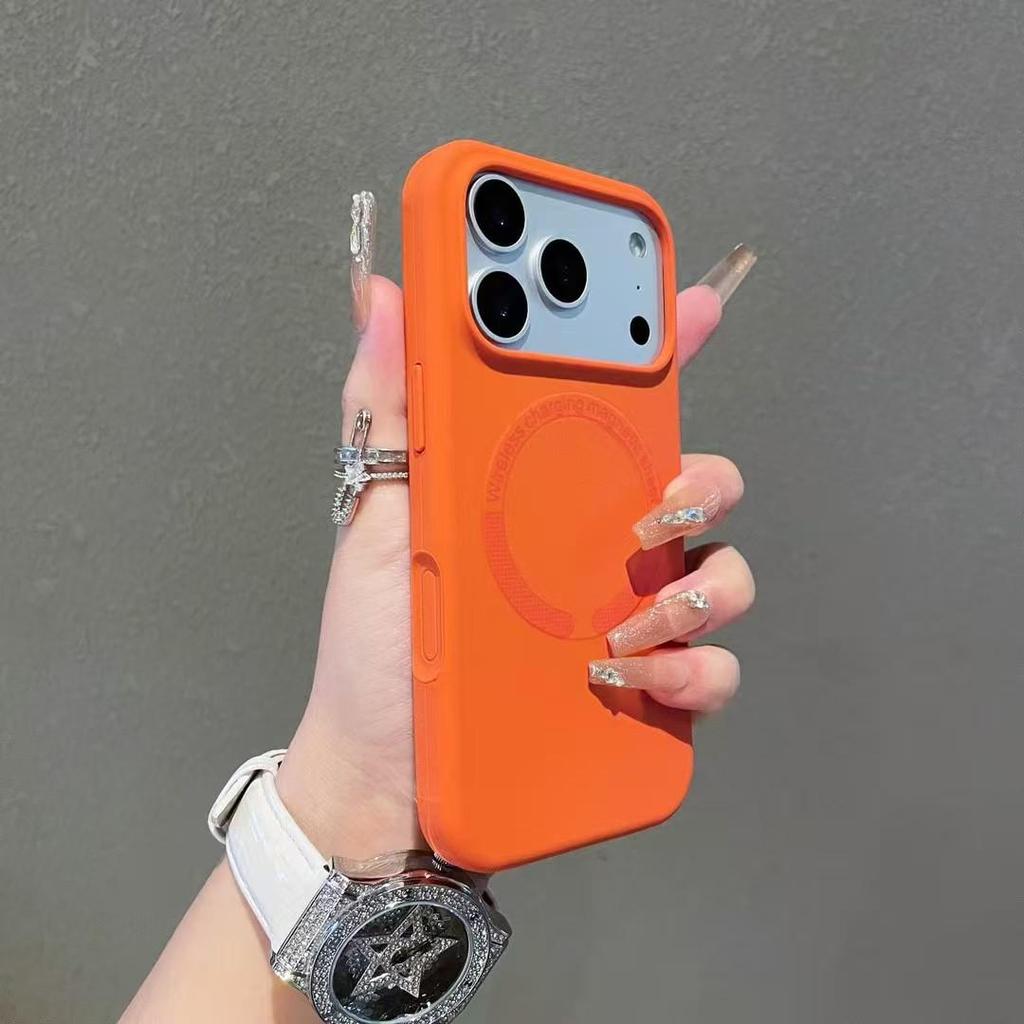 MagSafe Magnetic Liquid Silicone Case for iPhone 17 - Skin-Feel Soft Apple 16 Case