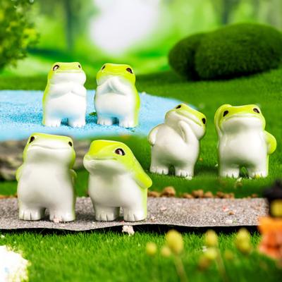 Mini Resin Frog Figurine Small Little Animal Ornament Cartoon Miniature Frog Statue for Micro Fairy Garden Landscape DIY Terrarium Crafts