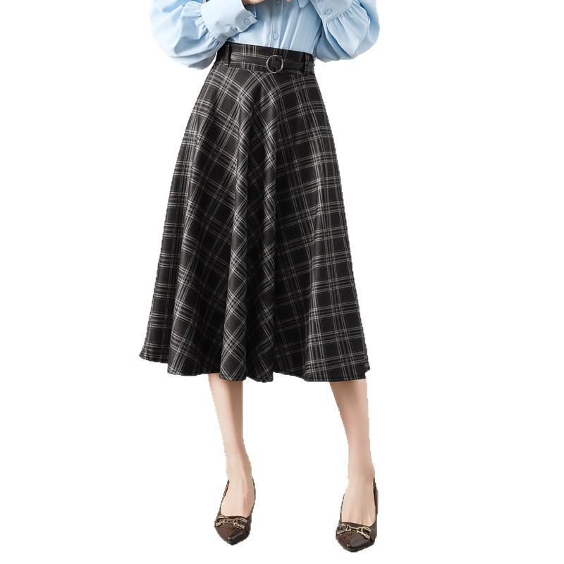 Women's Retro Plaid High-Waist A-Line Skirt — Petite, Slimming, Mid-Length Umbrella with Big Hem for Spring and Autumn