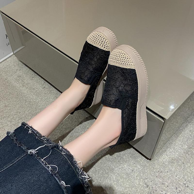 CRLAYDK Classic Women's Slip On Loafers Lace Jacquard Driving Moccasins Casual Comfort Ladies Walking Flat Breathable Shoes