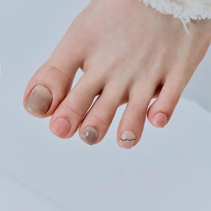 Pink Desert Gel Pedi