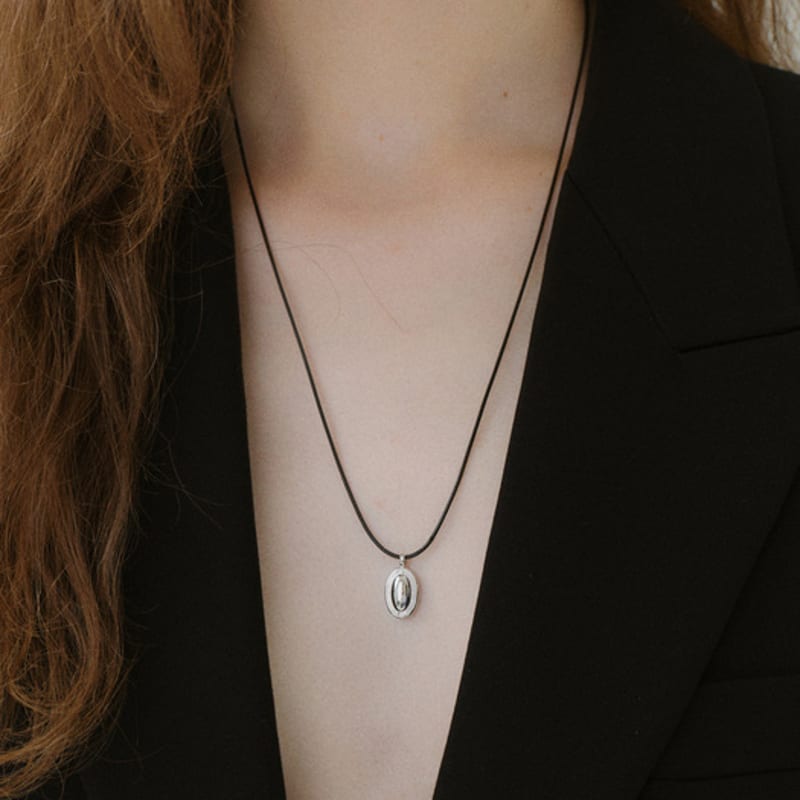 

NORMALLEE [Silver 925] Oval Necklace Silver
