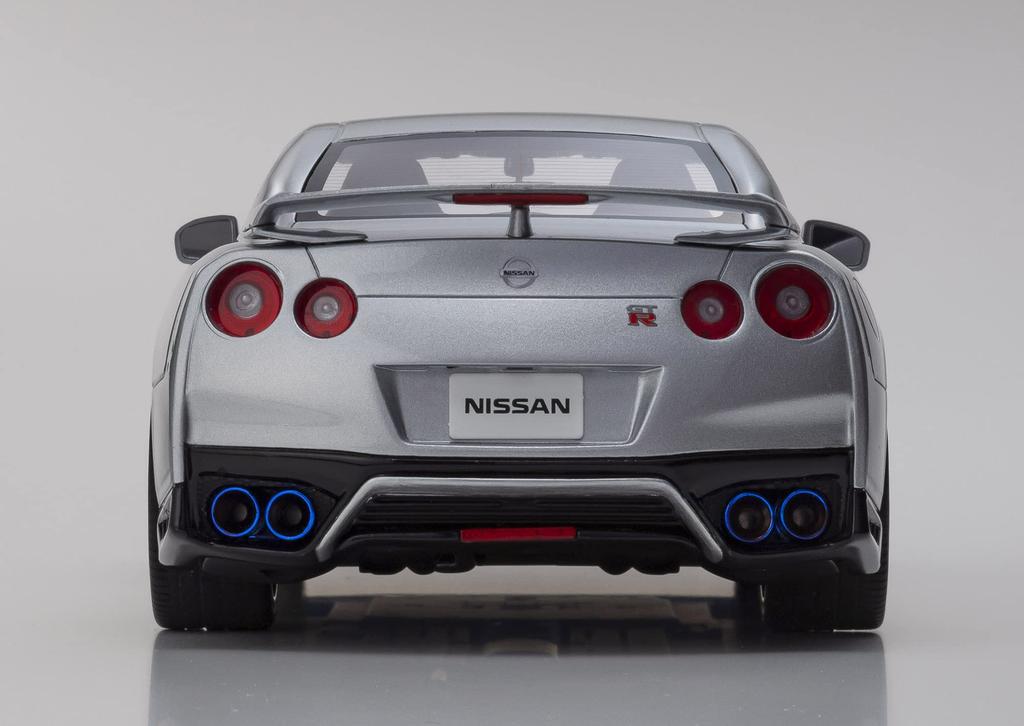 Kyosho Samurai Nissan 2020 Silver Finished Product KSR18044S 1/18 GT-R
