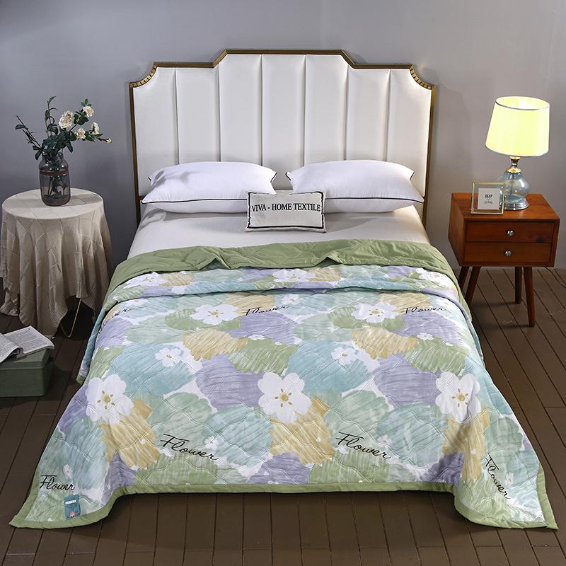 Summer Cool Gift Quilt Set: Washable Cotton Comforter & Thin Quilt