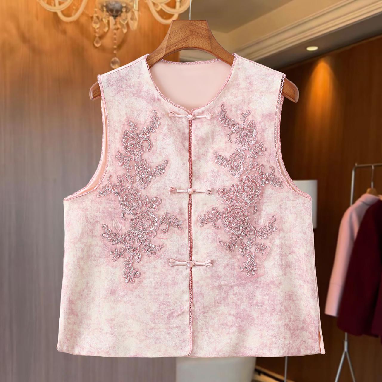 2026 Early Spring Chinese Style Jacquard Shoulder Cape – Slimming and Concealing Loose Vest L 115-140 lbs