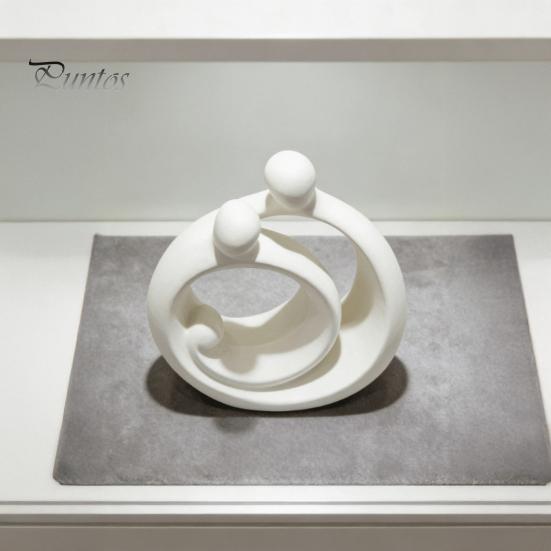 High-end Art Furnishings 3D Printed Abstract Holy Family Statue, Minimalist White Circular Embracing Sculpture, Modern TV Cabinet Ornaments Aesthetic