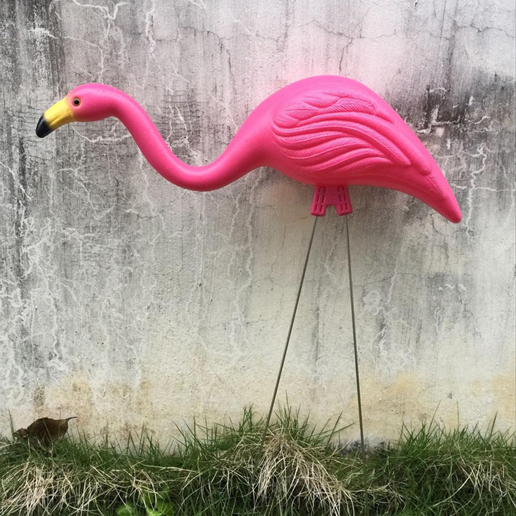 Yard Garden Lawn Ornaments Flamingo Lawn Decor Fairy Garden Decorations Plastic Figurine for Balcony