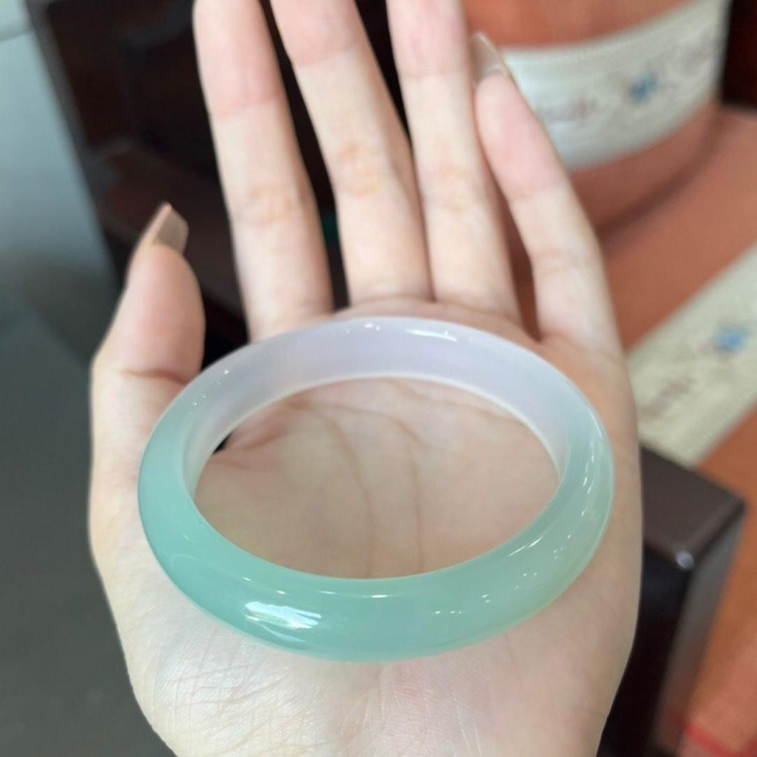 Браслет из зеленого жадеита и агата  Ледяное семя  - Женские украшения 56mm