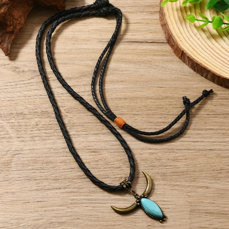 Turquoise Bull Head Pendant Necklace Ethnic Style Hand Leather Jewelry For Cultural Fashion